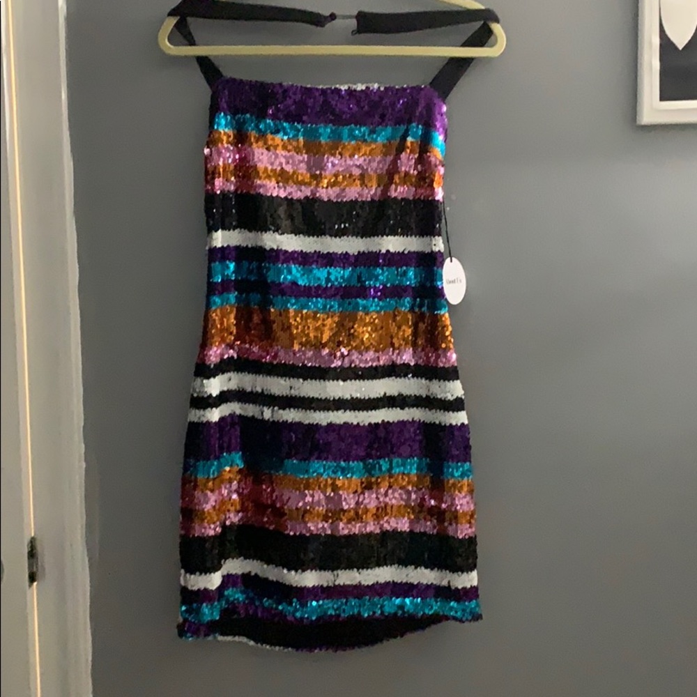 Sequins dress - Picture 1 of 2